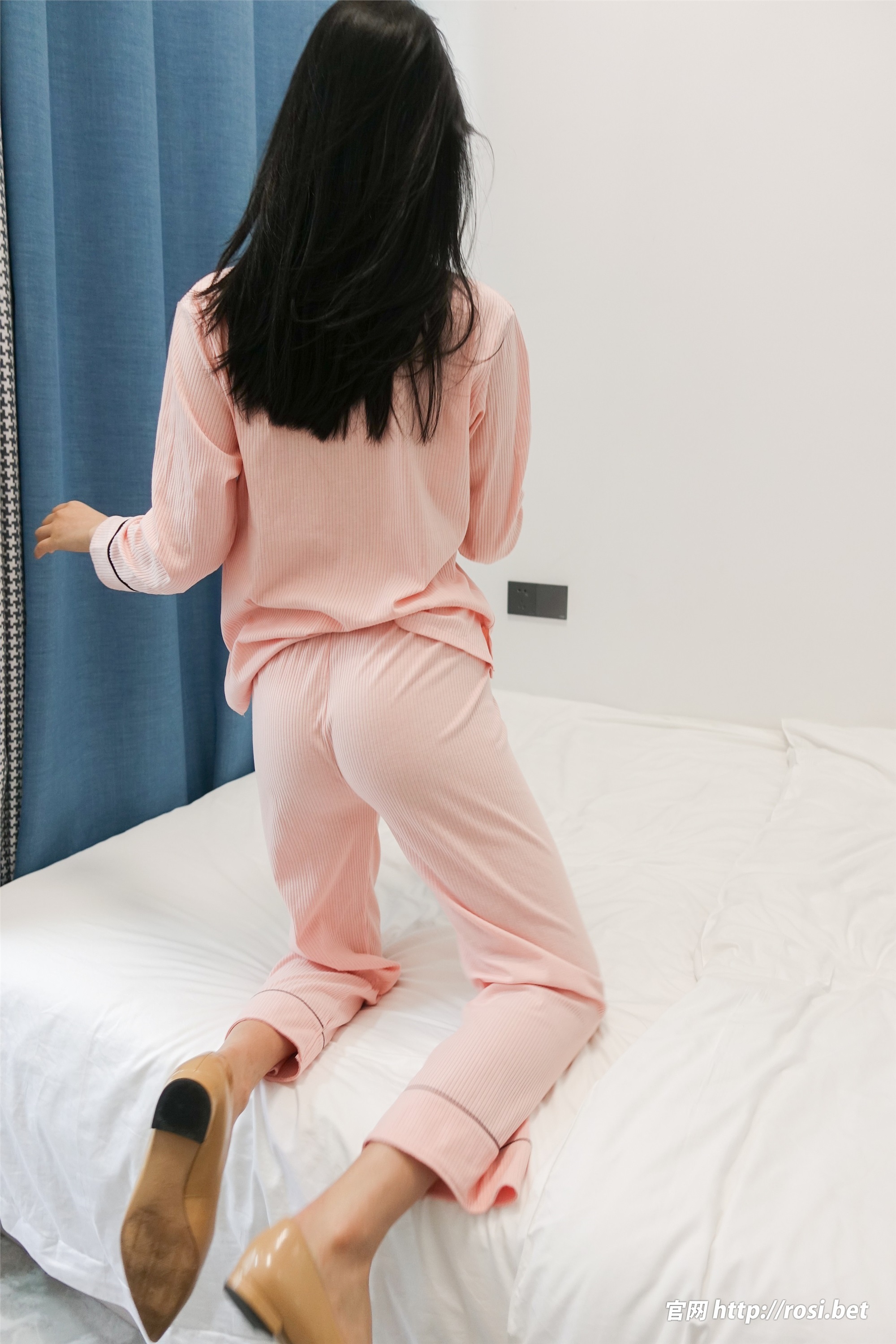 ROSI写真 2024.02.25 NO.4465